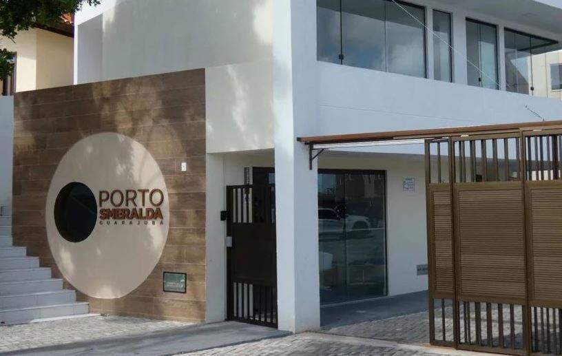 Apto Guarajuba Praia Condominio Porto Smeralda-100 Metros Da Praia Exterior photo