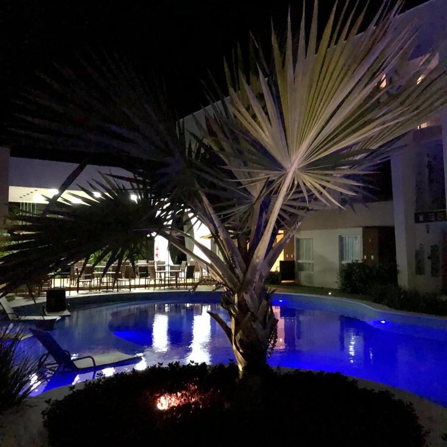 Apto Guarajuba Praia Condominio Porto Smeralda-100 Metros Da Praia Exterior photo